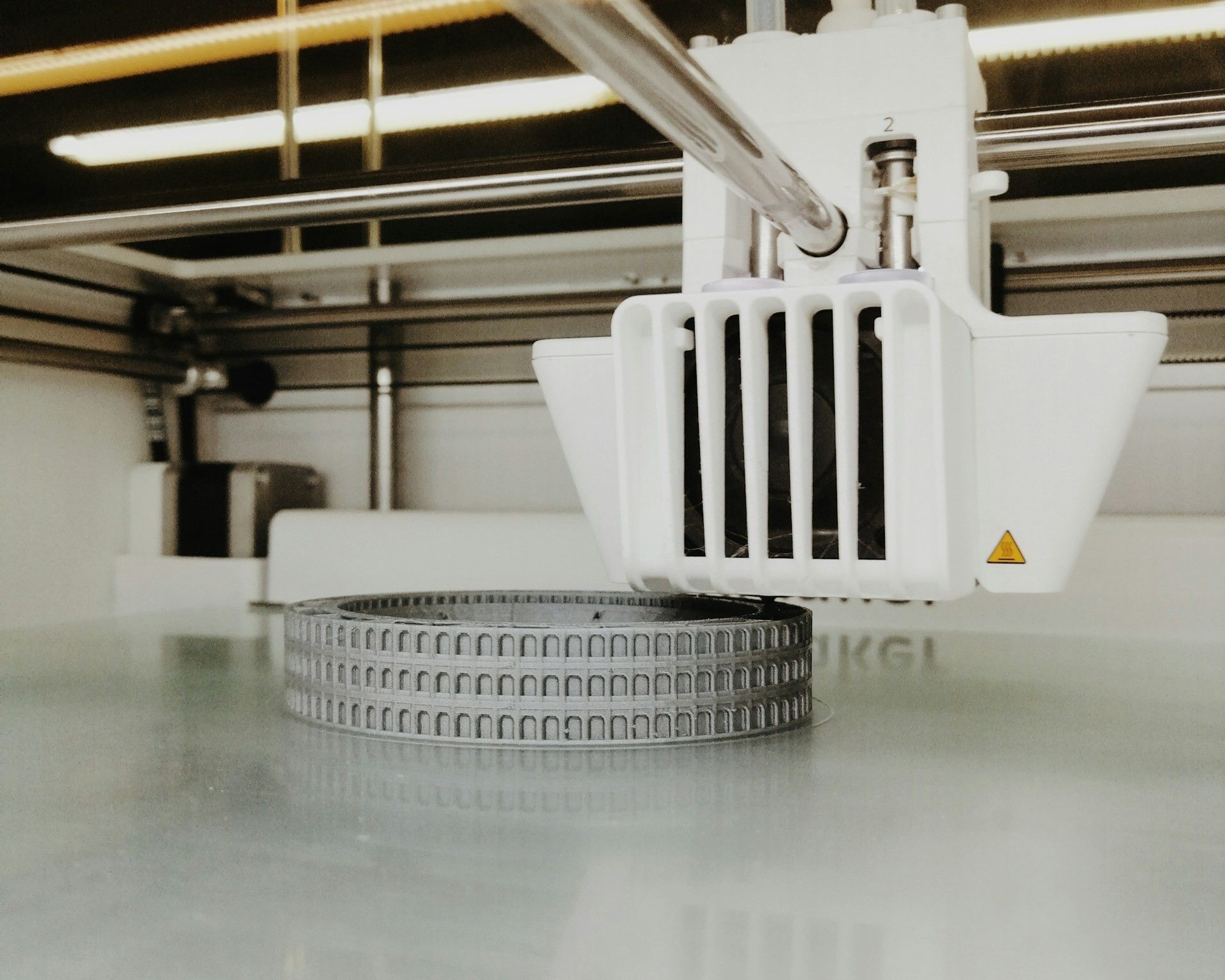 Bambu Lab privalumai: kodėl šie 3D spausdintuvai tinka ir namams, ir verslui